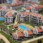 Diamond Dinevi Resort