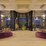 Private Apart In Royal Beach