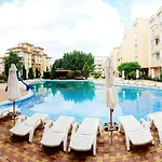Kamelia Garden Mikosta Apartment