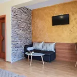 Studio Elegance