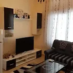 Поморие, Ул. Морски Звуци 6 Апартамент