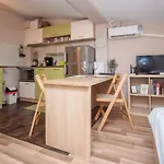 Central Rooftop Studio Tk31