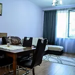 Булевард „Демокрация“ Апартамент Златна Рибка