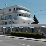 Hotel Korab Renesa
