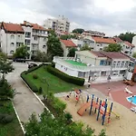 Apartments Bravo 1-Vichevi