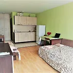 Kuma Lisa Apartments