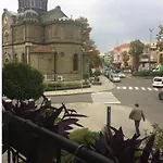 Апартамент Мони