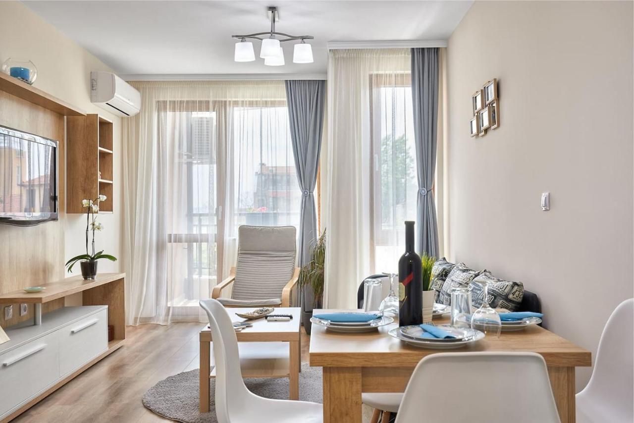 Relax Center & Free Parking Burgaz