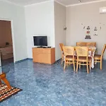 Апартаменти Четири Сезона