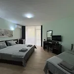 Sun Palace Suites