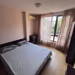 Julia Vigo Panorama Apartments
