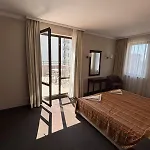 Royal Beach Hotel Apartment