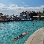 Studio Sun Marina