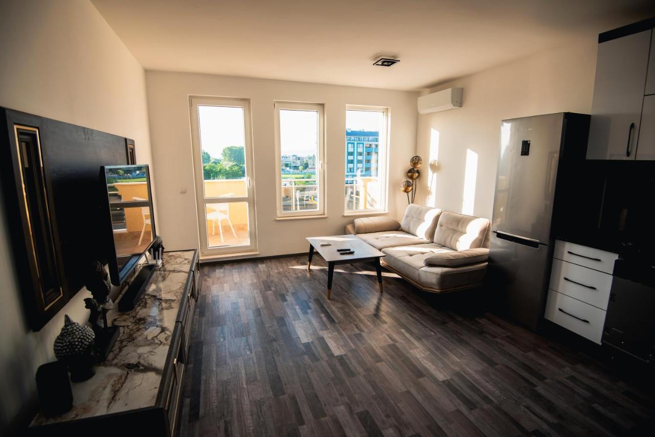 Apartment Modern Spacious 1bd For Two In By Flat Mаnаger *