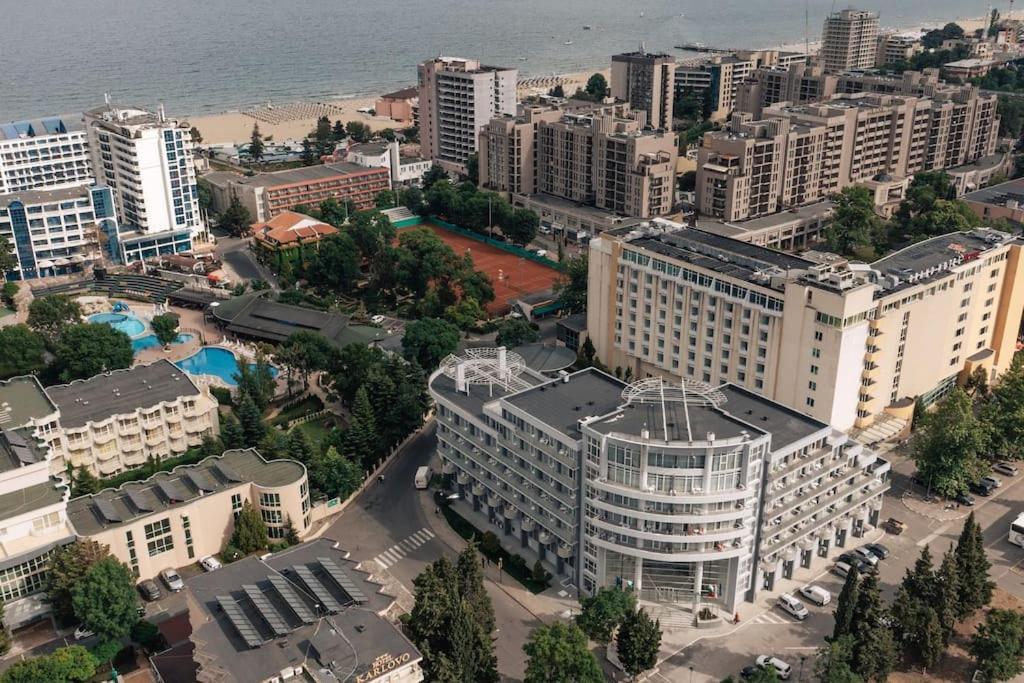 Apartment Suzi's Summer Sunny Beach