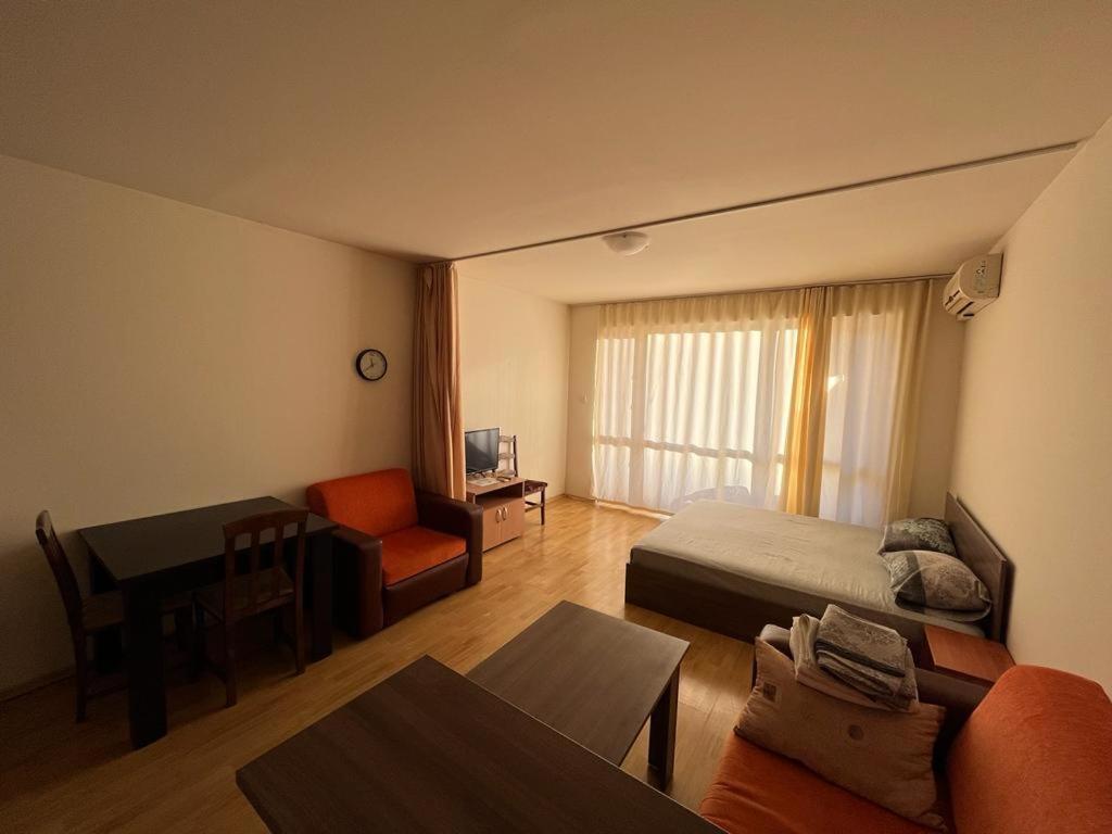 Julia Vigo Panorama Appartement