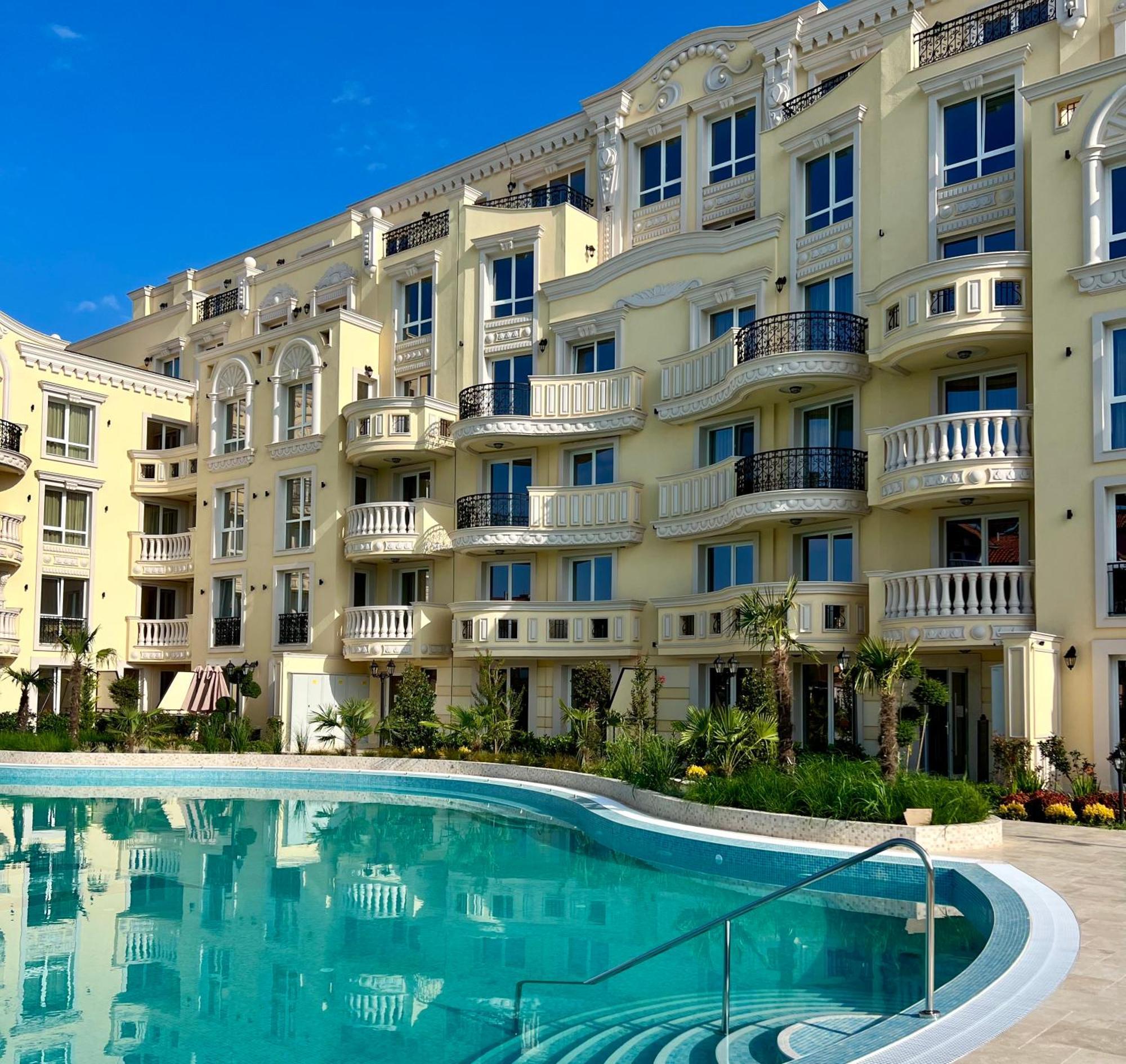 Sunny In Bellicity Complex Apartment *