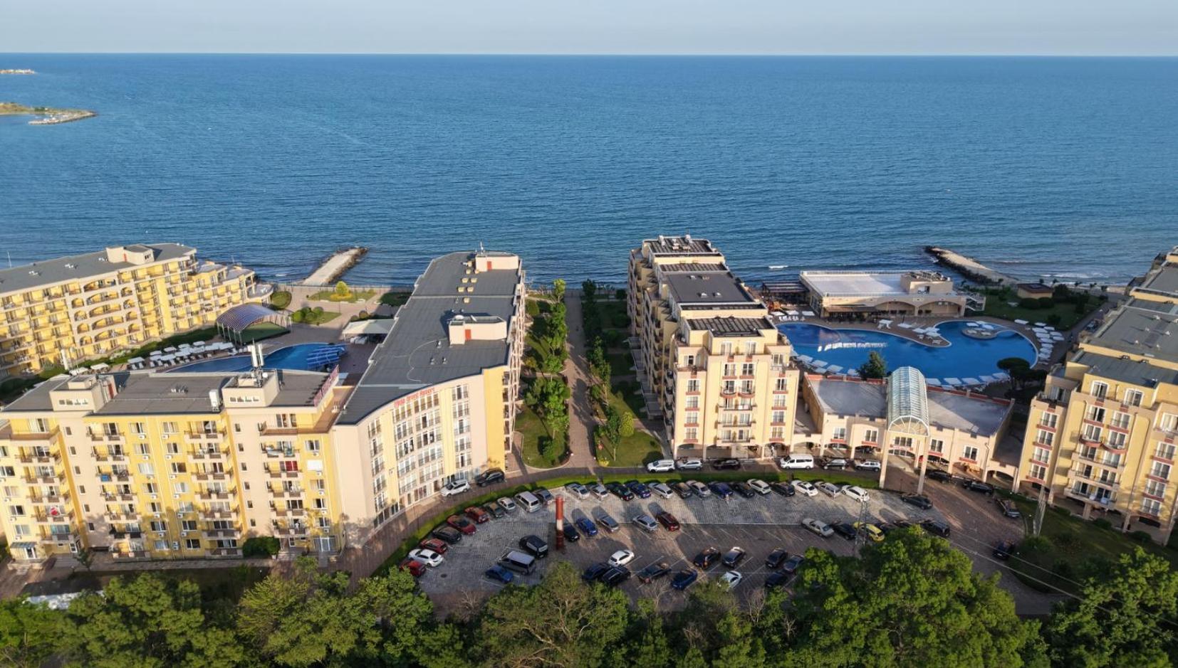 Aparthotel Dl