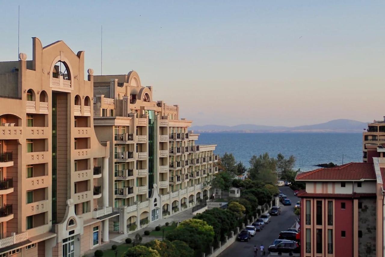 Appartement Private Penthouse With Seaview At Sunset Pomorie